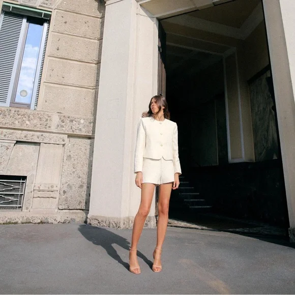 ZARA TEXTURED ROUND COLLAR BLAZER - Picture 2 of 5